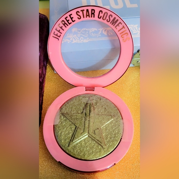 Jeffree Star Supreme Frost Candy Apple Drip NEW - Picture 3 of 4